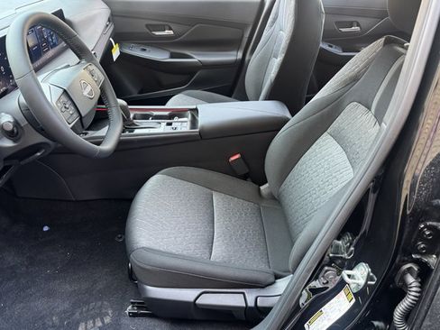 New 2026 Nissan Sentra SV w/ SV Convenience Package FWD image 14