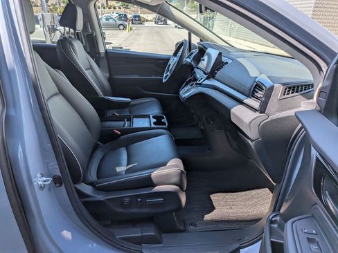 Used 2025 Honda Odyssey Touring image 31