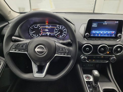 Used 2025 Nissan Sentra SV FWD image 22
