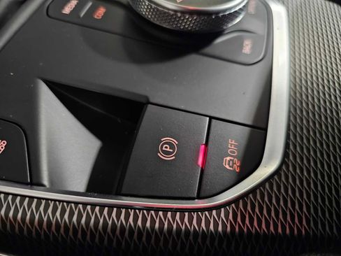 Used 2023 BMW M4 Coupe image 24