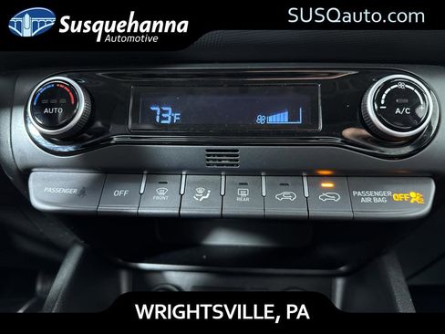 Used 2023 Hyundai Kona SEL w/ Convenience Package image 21