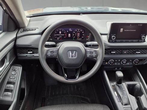 Used 2023 Honda Accord EX image 15
