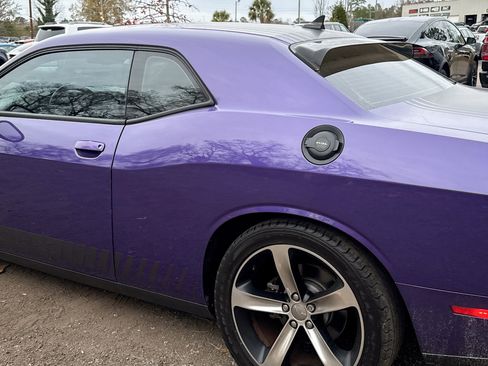 Used 2016 Dodge Challenger R/T Plus image 7