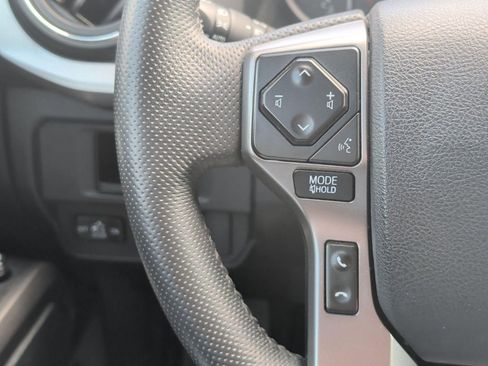 Used 2019 Toyota Tacoma Limited AWD/4WD image 14