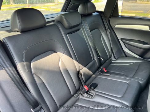 Used 2012 Audi Q5 3.2 Prestige AWD/4WD image 42
