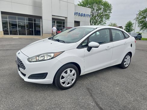 Used 2015 Ford Fiesta S FWD image 2