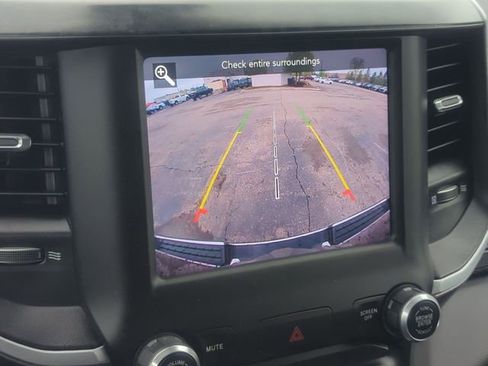 Used 2021 RAM 1500 Big Horn AWD/4WD image 18
