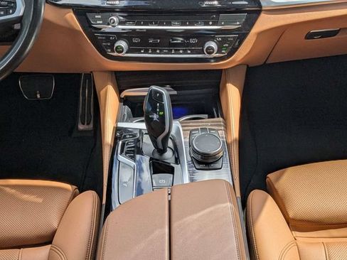 Used 2023 BMW 540i w/ M Sport Package RWD image 18