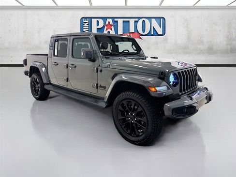 Used 2023 Jeep Gladiator Overland AWD/4WD image 1