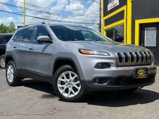 Used 2015 Jeep Cherokee Latitude image 1