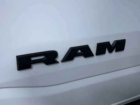 Used 2025 RAM 1500 Limited AWD/4WD image 28