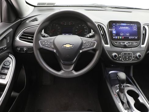 Used 2024 Chevrolet Malibu LT image 13