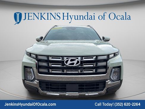 Certified 2025 Hyundai Santa Cruz Limited AWD/4WD image 8