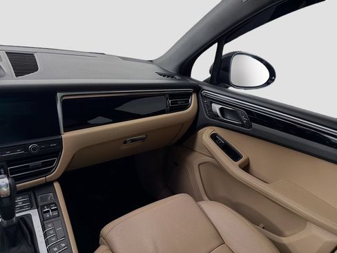 Certified 2021 Porsche Macan S w/ Premium Package Plus AWD/4WD image 27