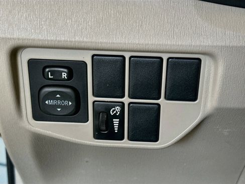 Used 2013 Toyota Prius Two FWD image 16