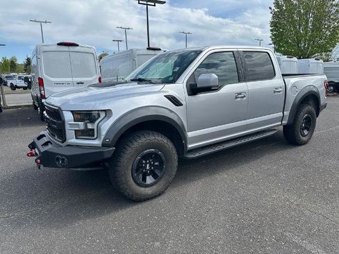 Certified 2018 Ford F150 Raptor w/ Equipment Group 802A Luxury AWD/4WD image 2