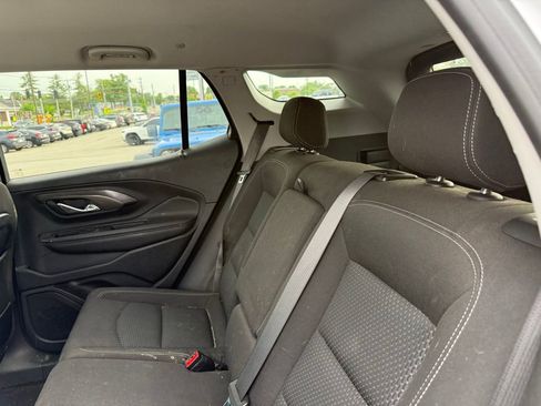 Used 2022 GMC Terrain SLE w/ Driver Convenience Package FWD image 24