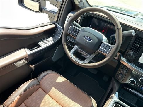 New 2025 Ford F250 King Ranch w/ FX4 Off-Road Package image 13