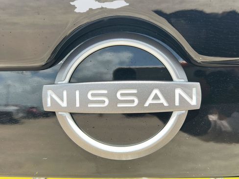 Used 2025 Nissan Sentra SR w/ Midnight Edition FWD image 29