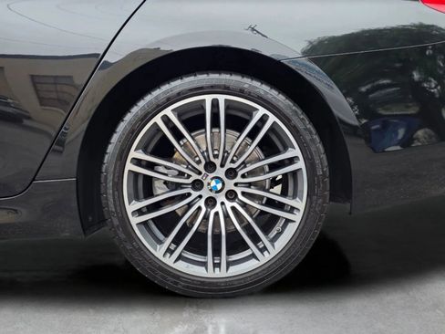 Used 2018 BMW 530e xDrive image 25