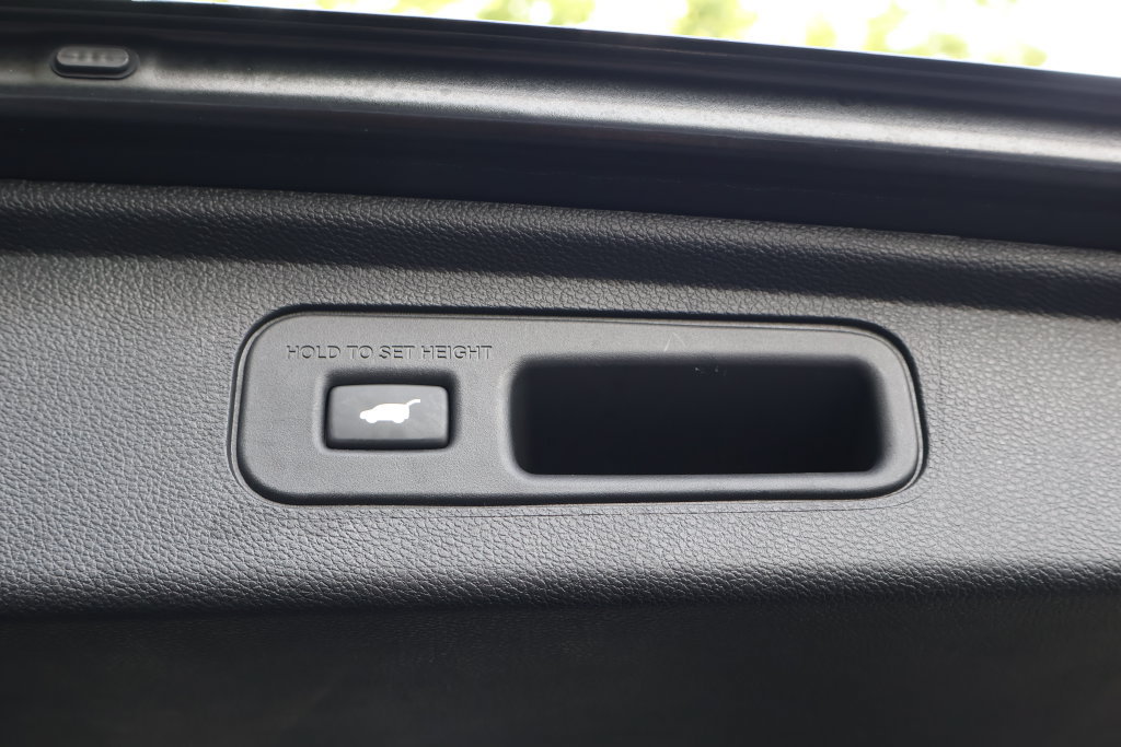 Used 2025 Honda Odyssey EX-L image 52