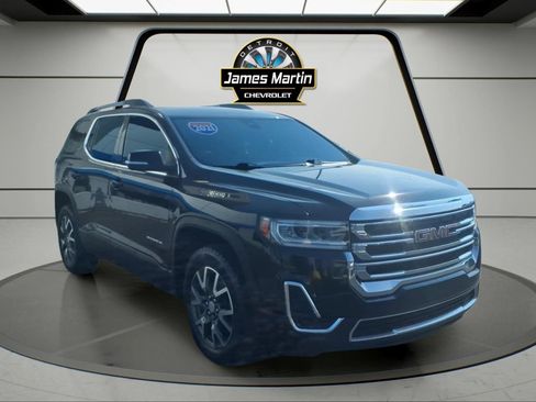 Certified 2021 GMC Acadia SLE w/ Driver Convenience Package FWD image 3