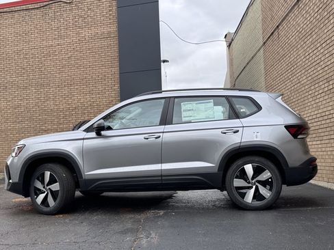 New 2025 Volkswagen Taos S image 24