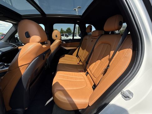 Used 2019 BMW X5 xDrive40i w/ Convenience Package AWD/4WD image 25