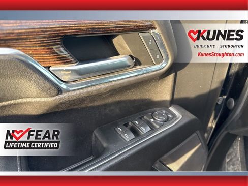 Used 2024 GMC Sierra 1500 Elevation image 9