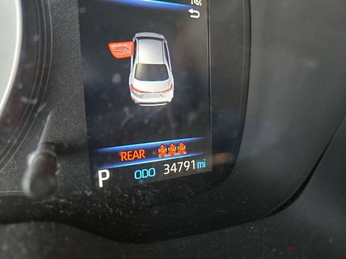 Used 2021 Toyota Corolla SE w/ Carpet Mat Package (TMS) image 13