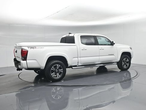 Used 2019 Toyota Tacoma TRD Sport RWD image 28