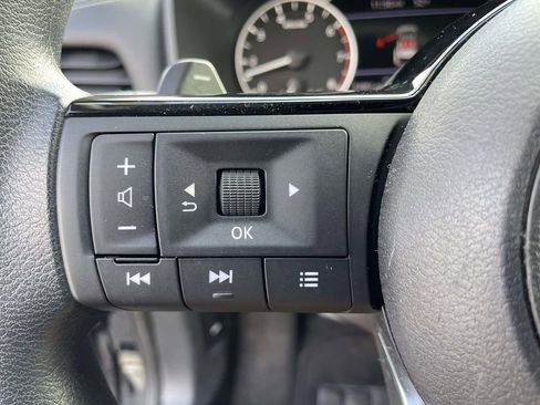 Used 2023 Nissan Rogue SV image 20