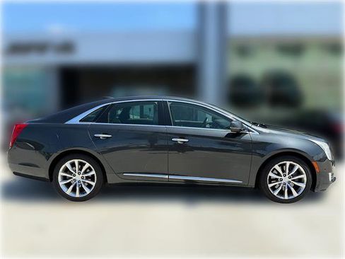 Used 2016 Cadillac XTS Luxury FWD image 4