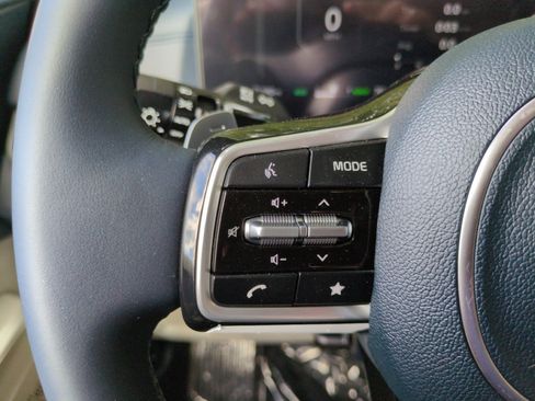 New 2026 Kia Carnival SX FWD image 19