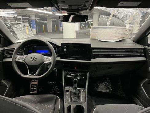 New 2026 Volkswagen Jetta Sport FWD image 7