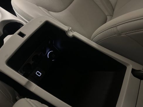 Used 2020 Jeep Cherokee Limited image 22