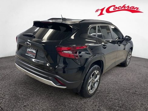 Certified 2024 Chevrolet Trax LT w/ Driver Confidence Package image 16