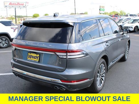 Used 2022 Lincoln Aviator AWD w/ Premium Package image 8