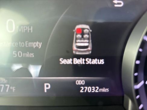 Used 2022 Toyota Highlander XSE AWD/4WD image 11