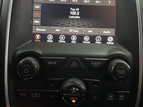 Used 2020 Dodge Durango SXT w/ 3rd Row Seating Group image 32