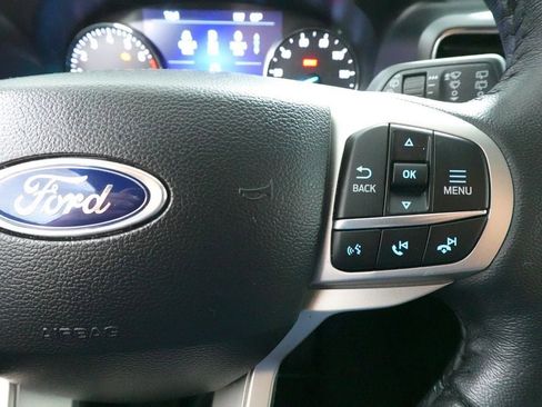 Used 2024 Ford Explorer XLT w/ Equipment Group 202A AWD/4WD image 14