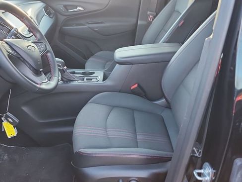 Used 2023 Chevrolet Equinox RS image 6