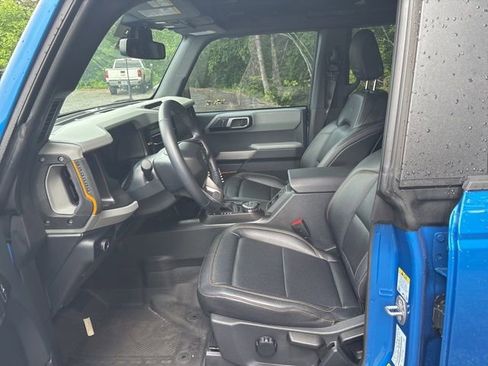 Used 2023 Ford Bronco Badlands AWD/4WD image 9