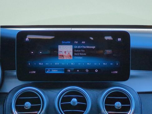 Used 2020 Mercedes-Benz GLC 300 4MATIC Coupe image 13