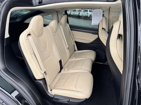 Used 2017 Tesla Model X 75D image 30