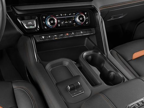 Used 2025 GMC Sierra 3500 Denali w/ Denali Reserve Package image 9