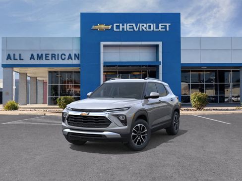 New 2026 Chevrolet TrailBlazer LT w/ Convenience Package FWD image 8