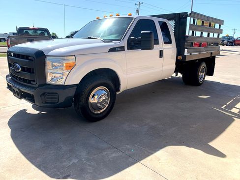 Used 2015 Ford F350 XL image 3