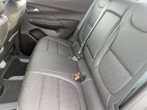 Used 2022 Chevrolet Bolt LT w/ Infotainment Package image 12