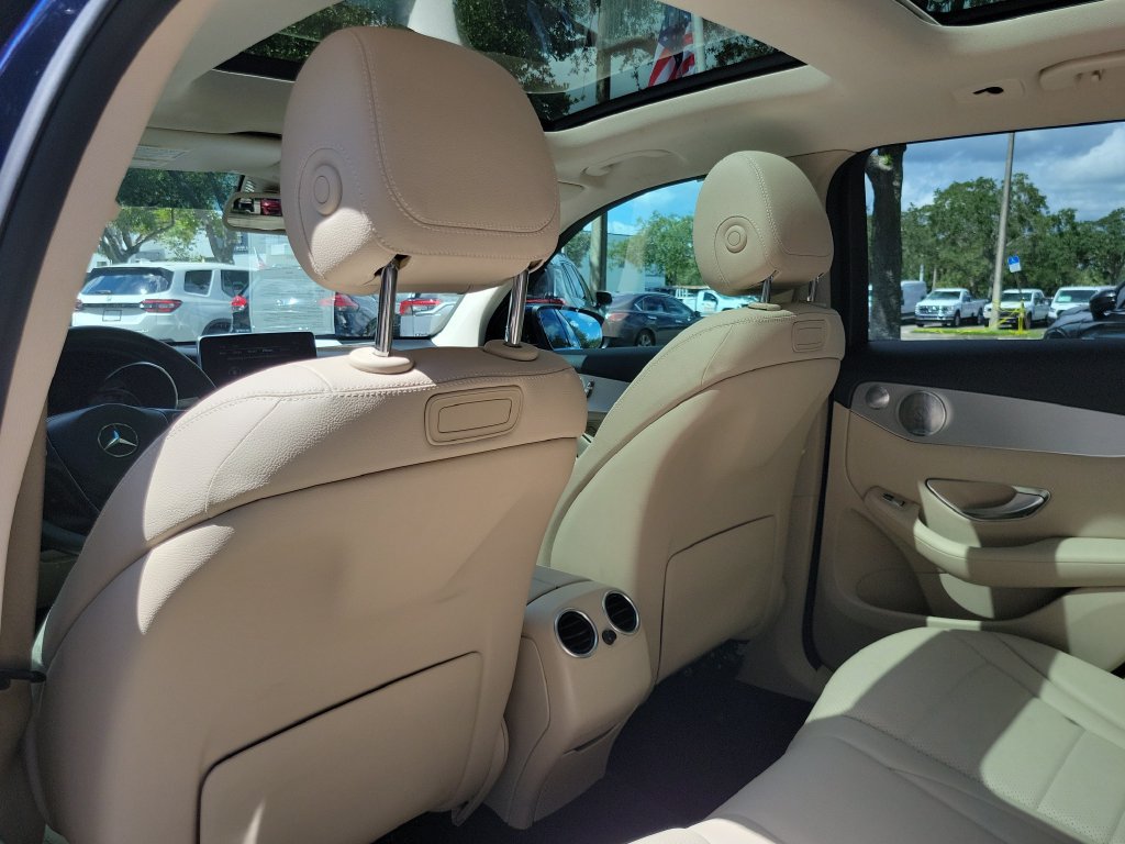 Used 2019 Mercedes-Benz GLC 300 image 9